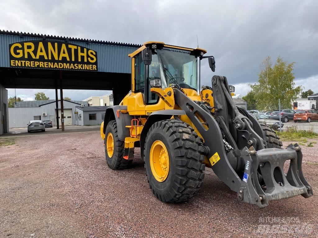 Volvo L90H  / L 90 H Naudoti ratiniai krautuvai