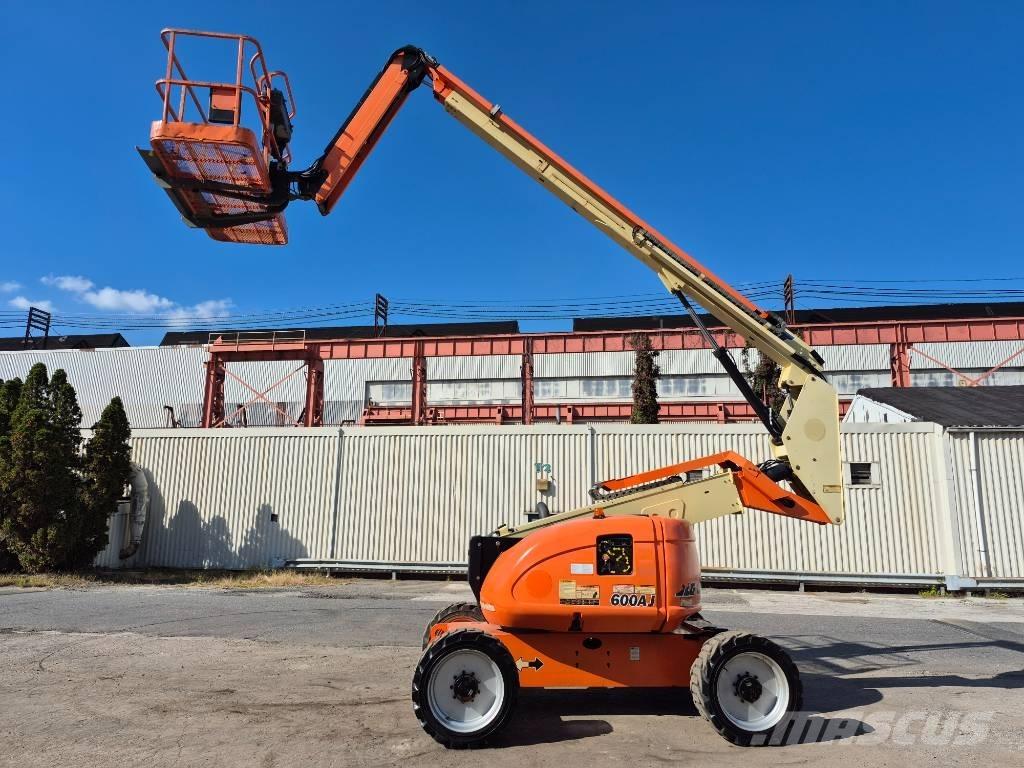 JLG 600 AJ Alkūniniai keltuvai