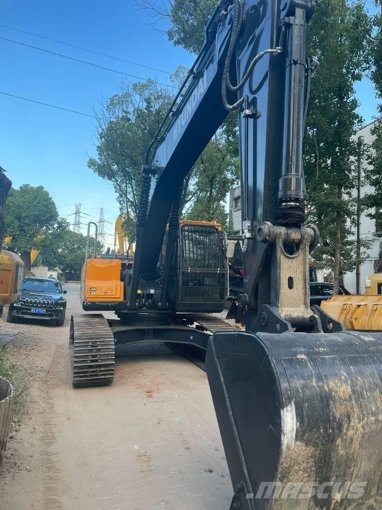 Hyundai 220HX Vikšriniai ekskavatoriai