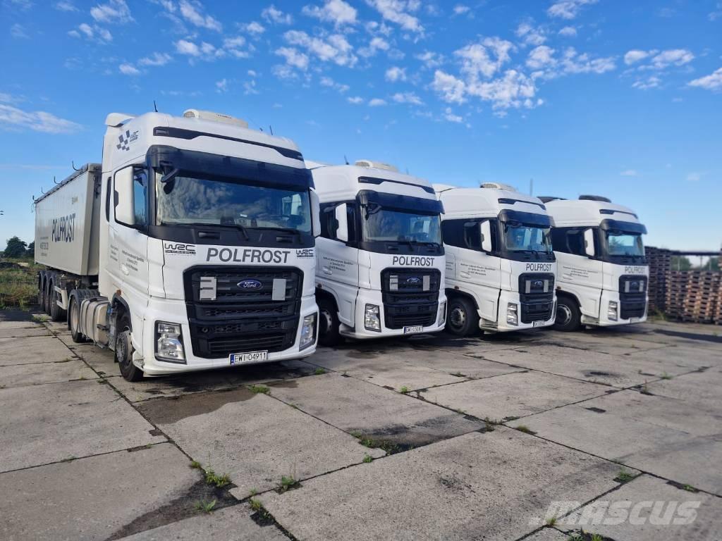 Ford F-Max Priekabos su tentu