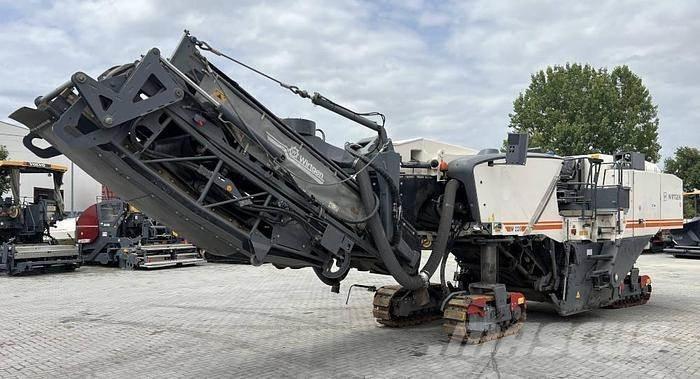 Wirtgen W 220 Asfalto šalto frezavimo technika