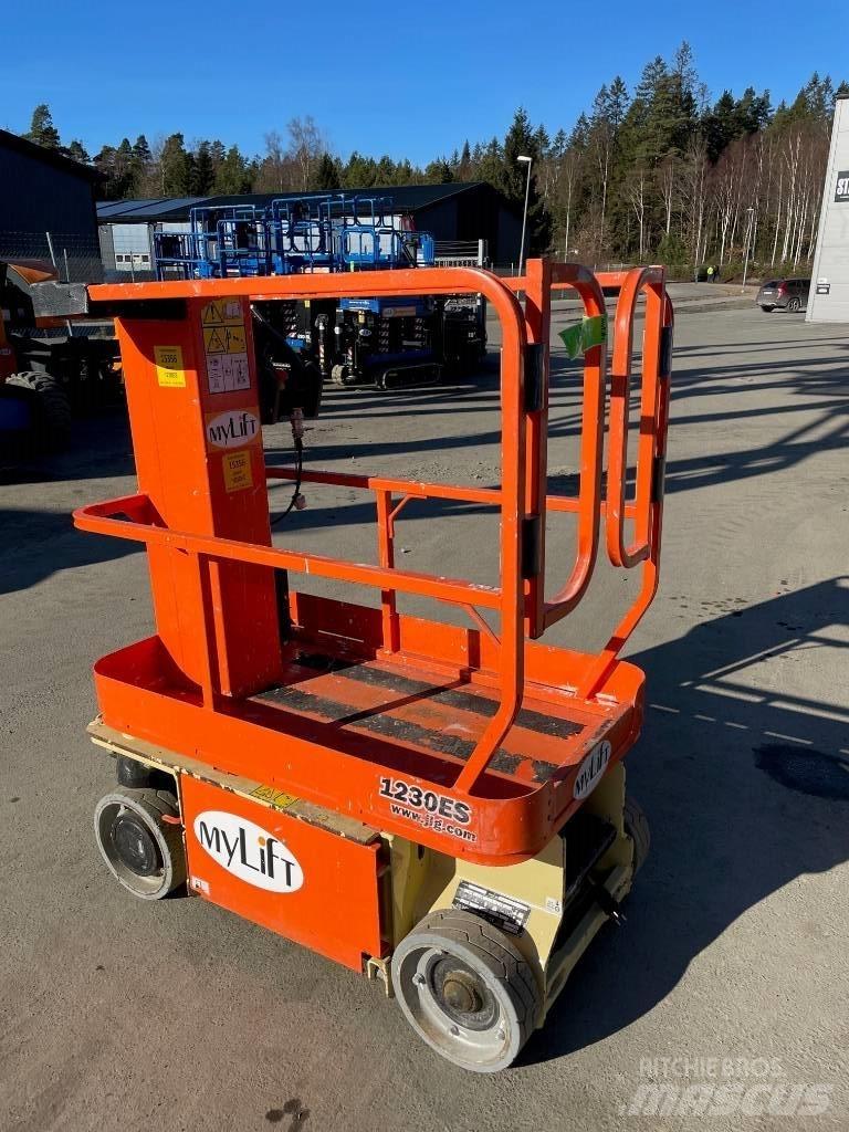 JLG 1230 Žirkliniai keltuvai