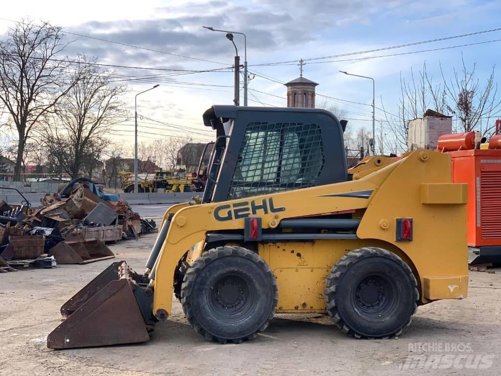 Gehl R 260 Krautuvai su šoniniu pasukimu