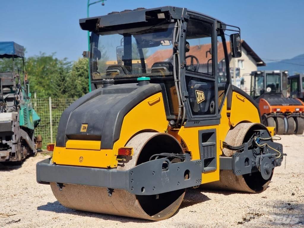 JCB Vibromax VMT 860 Porinių būgnų volai
