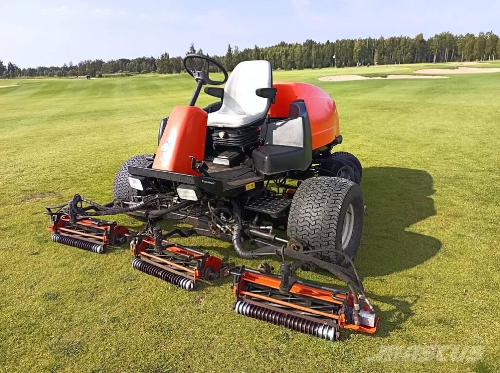 Jacobsen LF3400 Sodo traktoriukai-vejapjovės