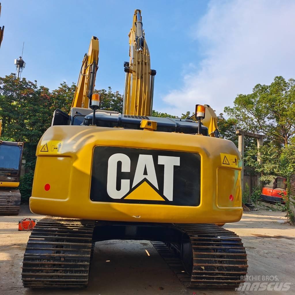 CAT 320D Vikšriniai ekskavatoriai