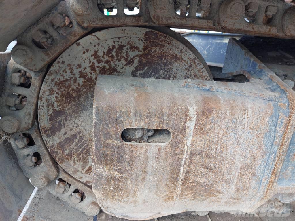 Komatsu PC138US-11 Vikšriniai ekskavatoriai
