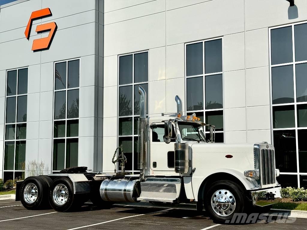 Peterbilt 389 Naudoti vilkikai