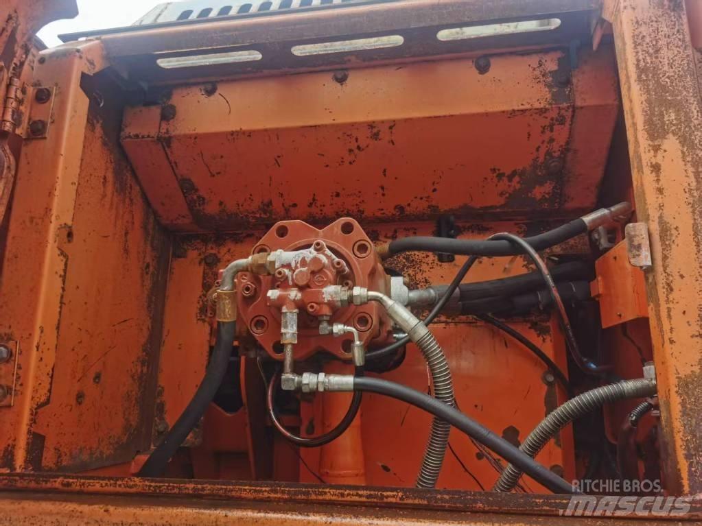 Doosan DX 300 LC Vidutinės galios ekskavatoriai 7-12 t