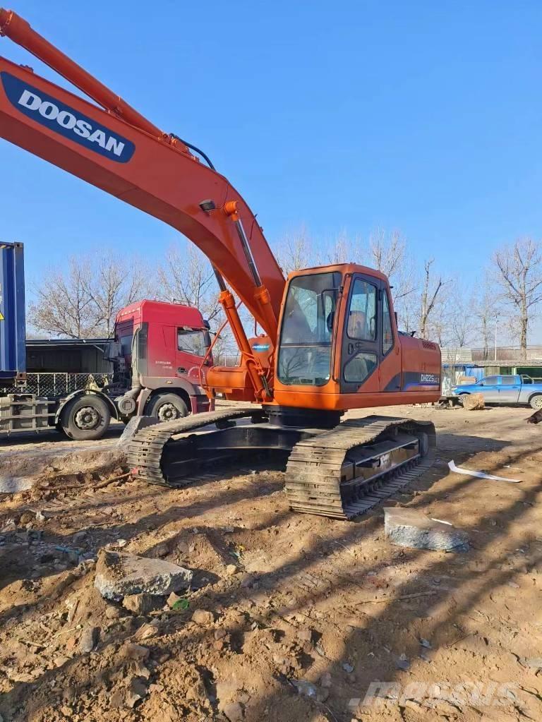 Doosan DH225LC-7 Vikšriniai ekskavatoriai