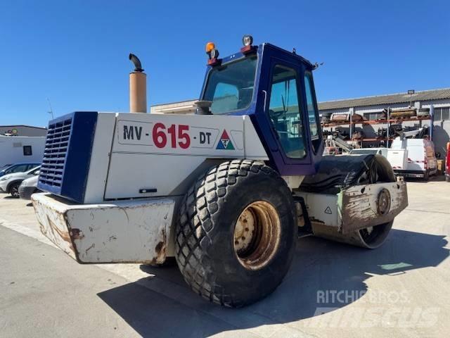  COMPACTOR MV 615 DT Gruntiniai volai