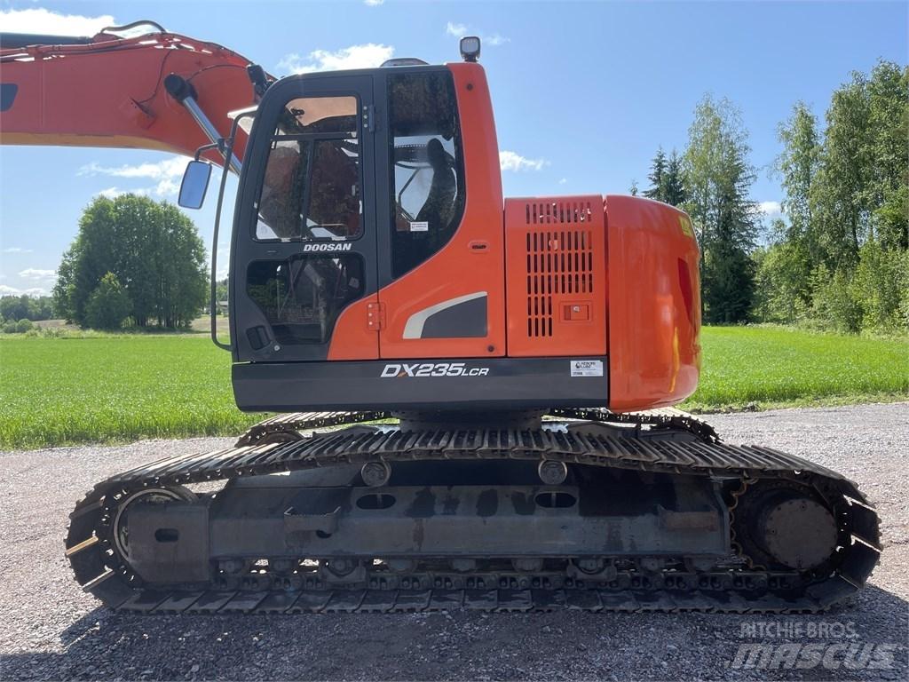 Doosan DX 235 LCR Vikšriniai ekskavatoriai