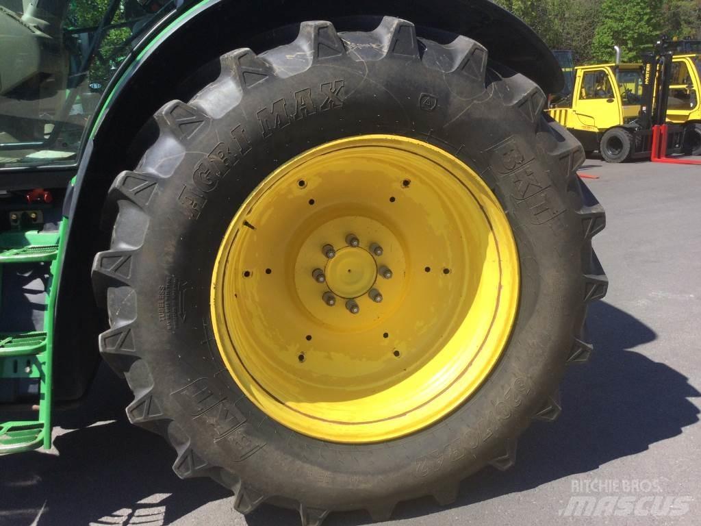 John Deere 6150R Traktoriai