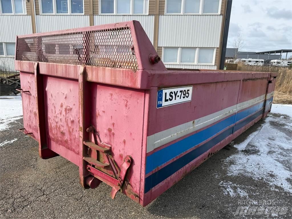 Sisu R500 8X2 Savivarčiai su kabeliniu keltuvu
