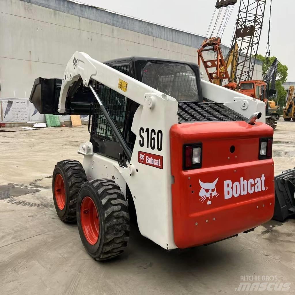 Bobcat S 160 Krautuvai su šoniniu pasukimu