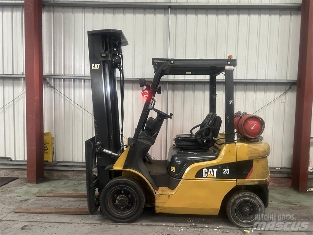 CAT GP25NT LPG (dujiniai) krautuvai