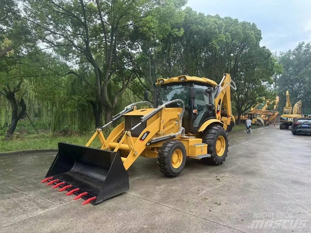 CAT 420F Ekskavatoriniai krautuvai