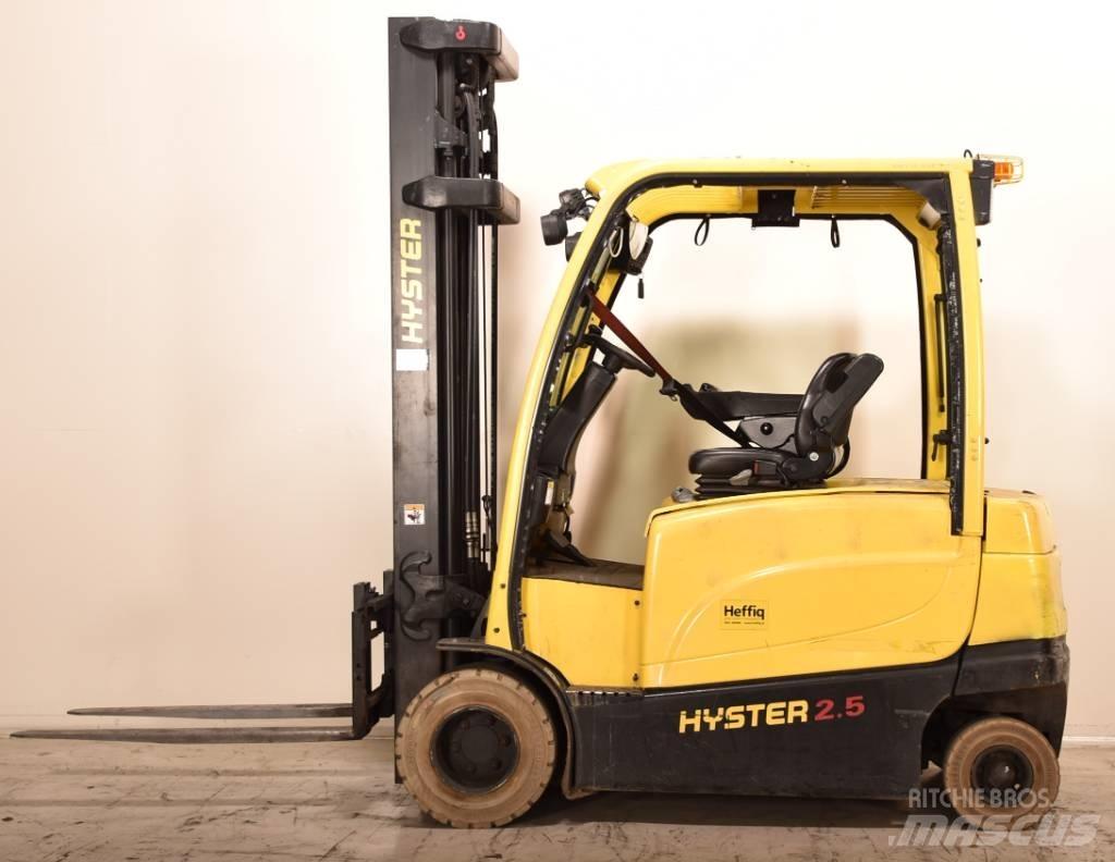 Hyster J2.5XN Elektriniai šakiniai krautuvai