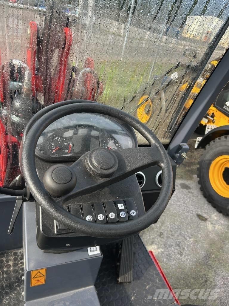 Flexitrac 1248 Cab Daugiafunkciniai pakrovėjai