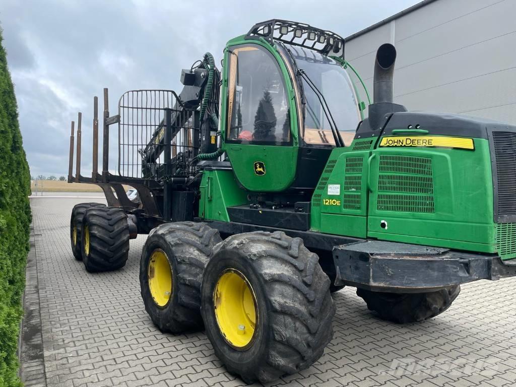John Deere 1210 E Naudoti miškovežiai (Forvarderiai)