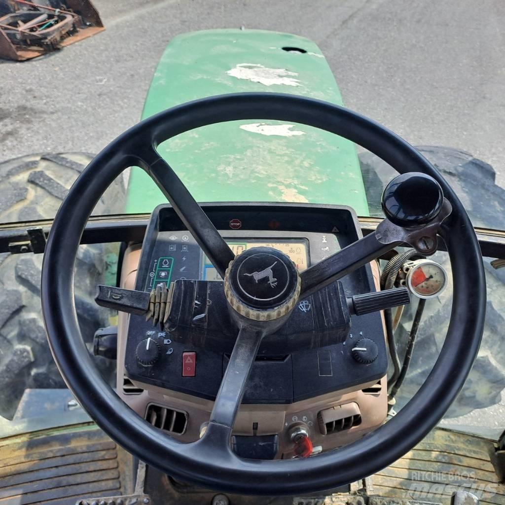 John Deere 7800 Traktoriai