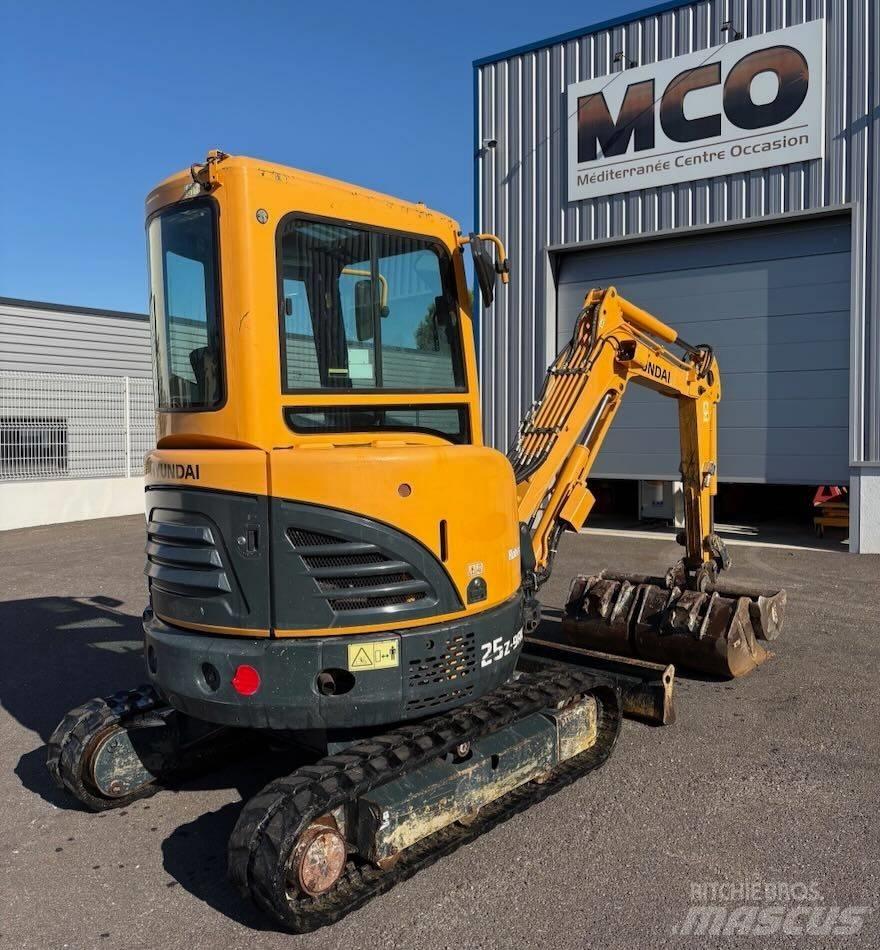 Hyundai R25Z-9 AK Mini ekskavatoriai < 7 t