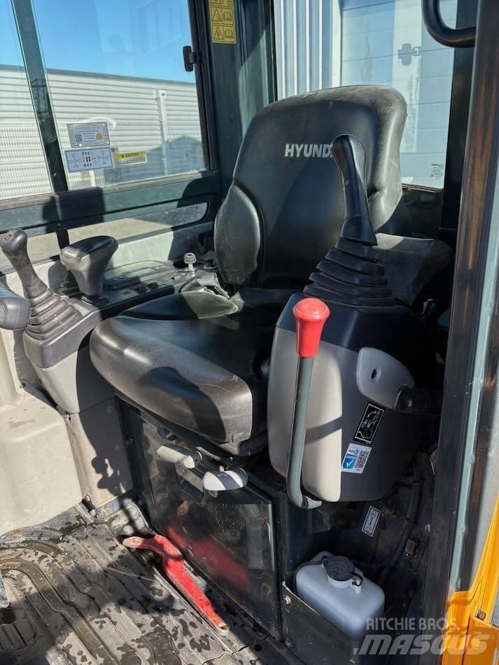 Hyundai R25Z-9 AK Mini ekskavatoriai < 7 t