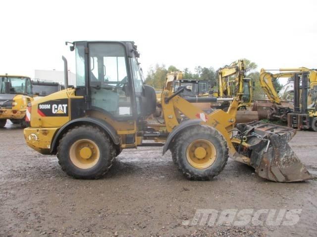 CAT 908 M Naudoti ratiniai krautuvai