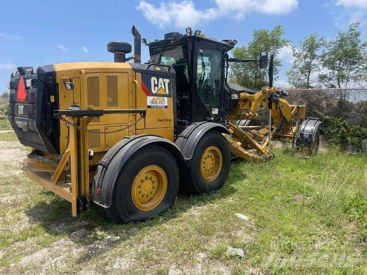 CAT 12 M 3 Greideriai