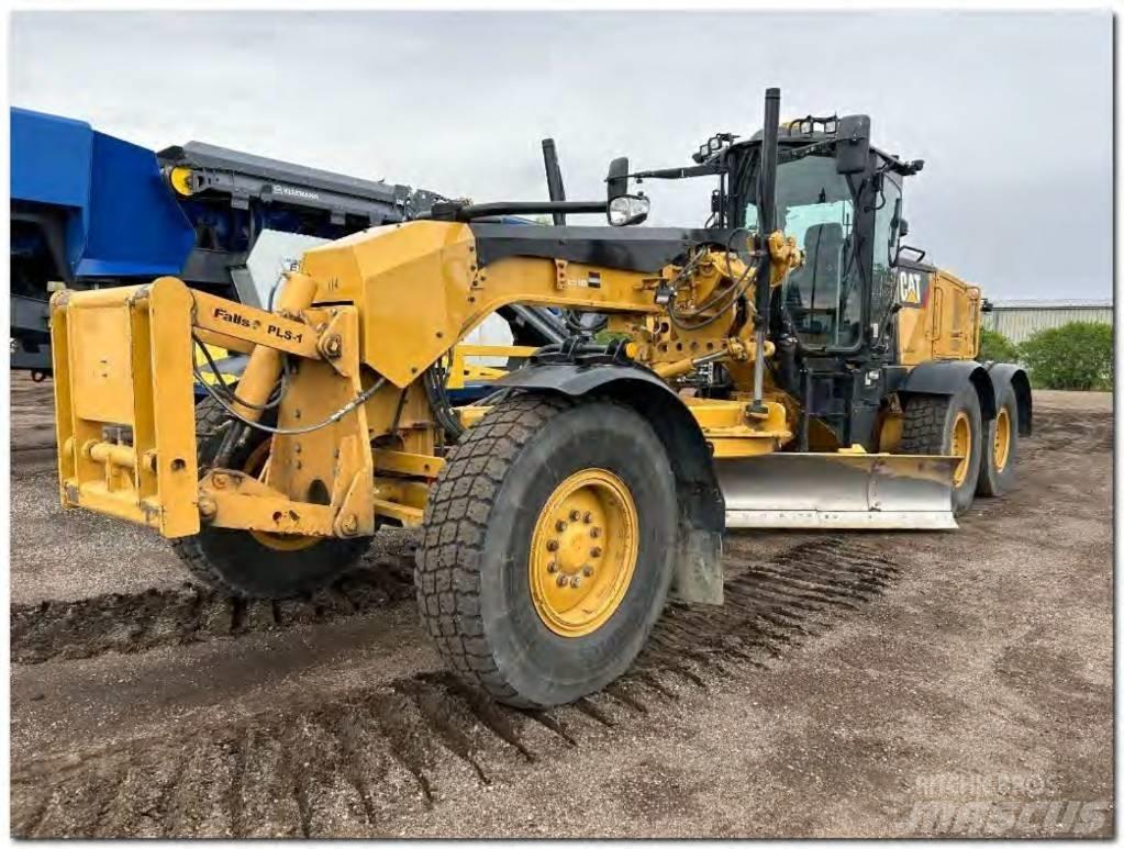 CAT 12 M 3 Greideriai