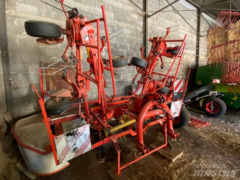 Kuhn Gf7601MH Šieno grėbliai ir vartytuvai
