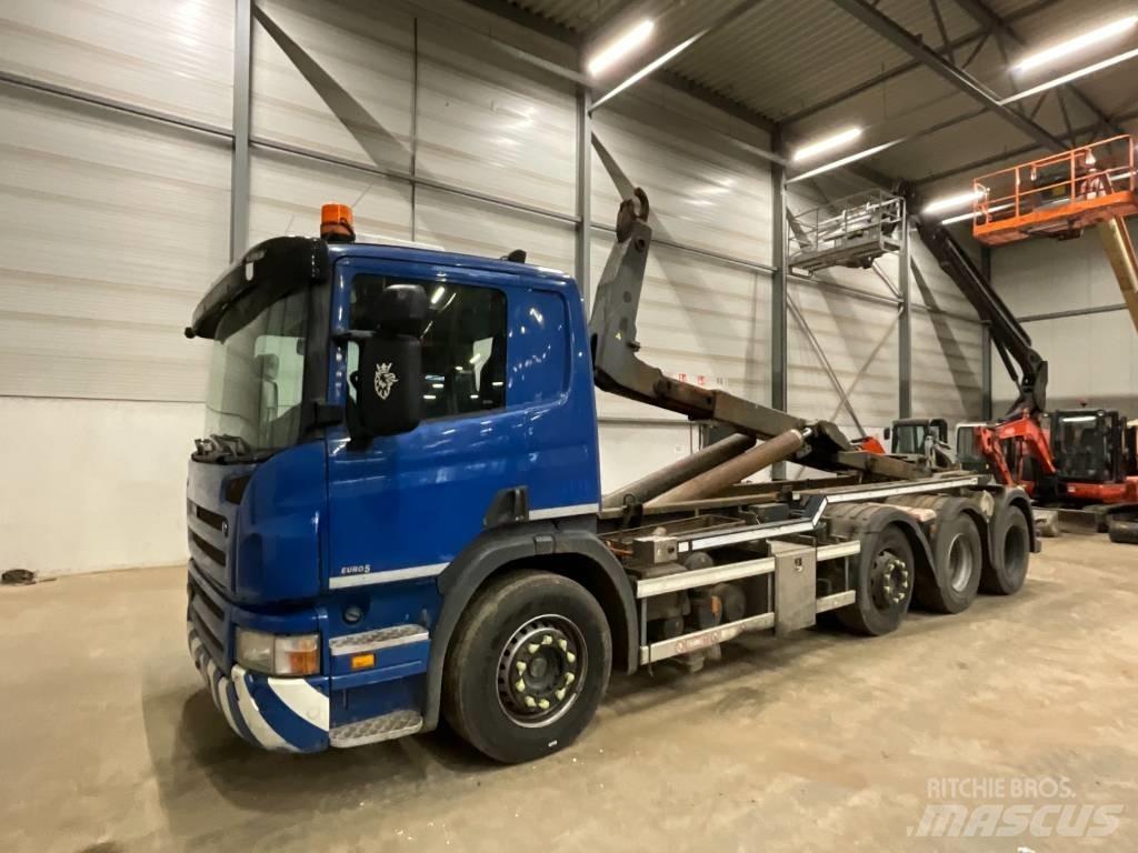 Scania P 360 Sunkvežimiai su keliamuoju kabliu