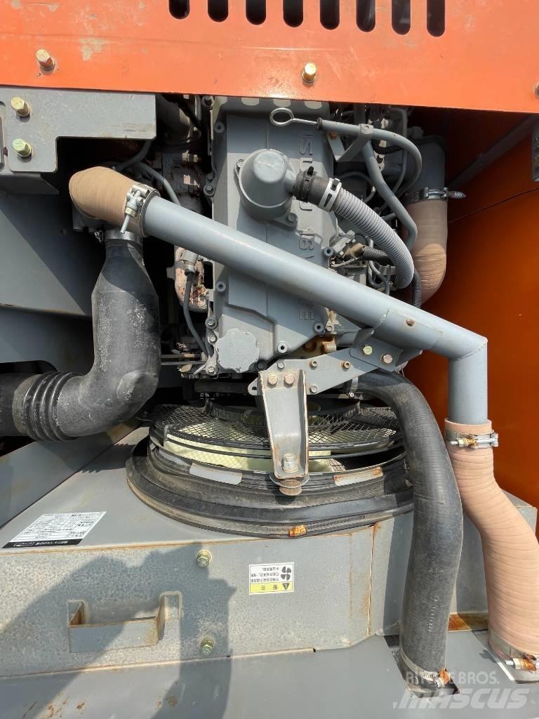 Hitachi ZX 200 Vikšriniai ekskavatoriai