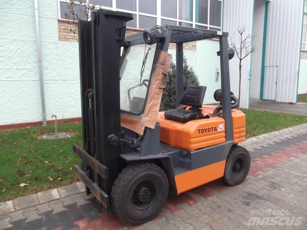 Toyota 5 FD 20 Dyzeliniai krautuvai