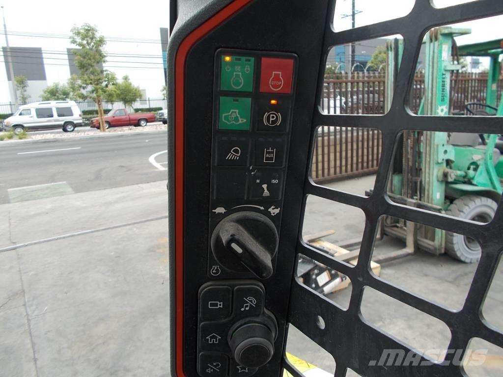 Bobcat S62 Krautuvai su šoniniu pasukimu
