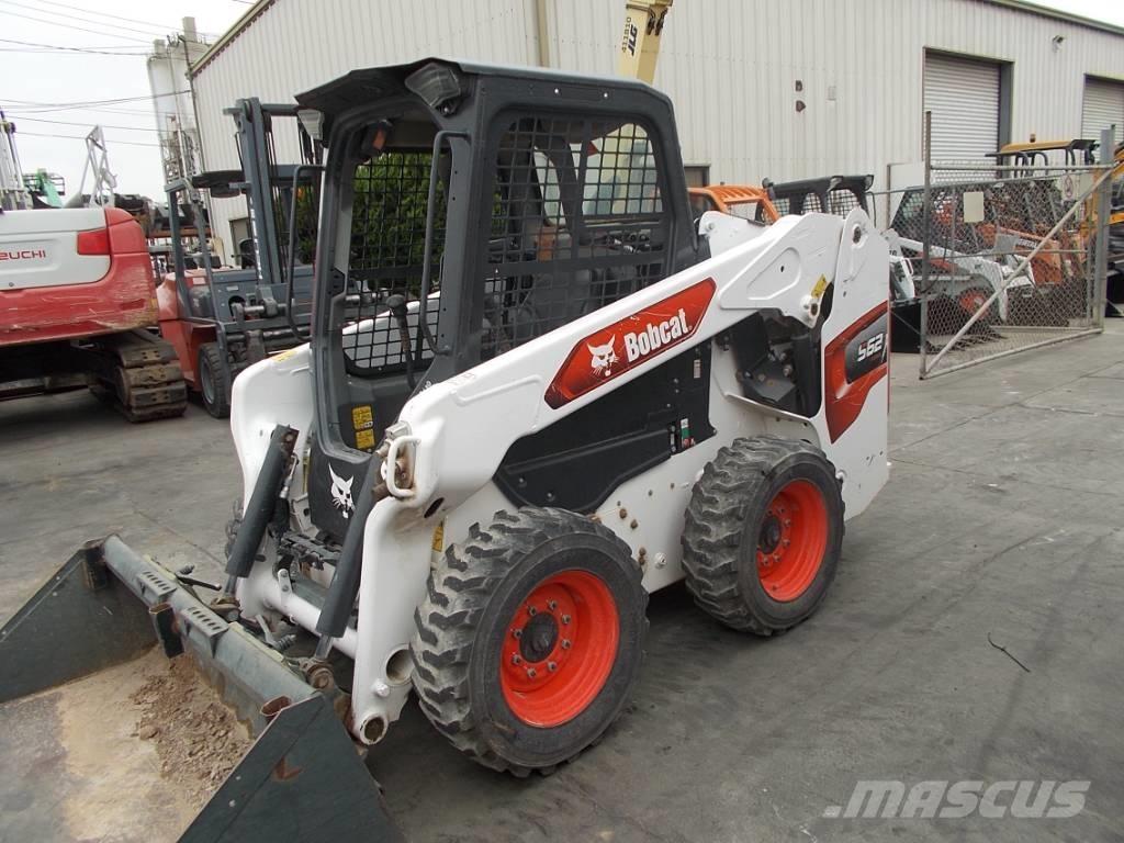 Bobcat S62 Krautuvai su šoniniu pasukimu