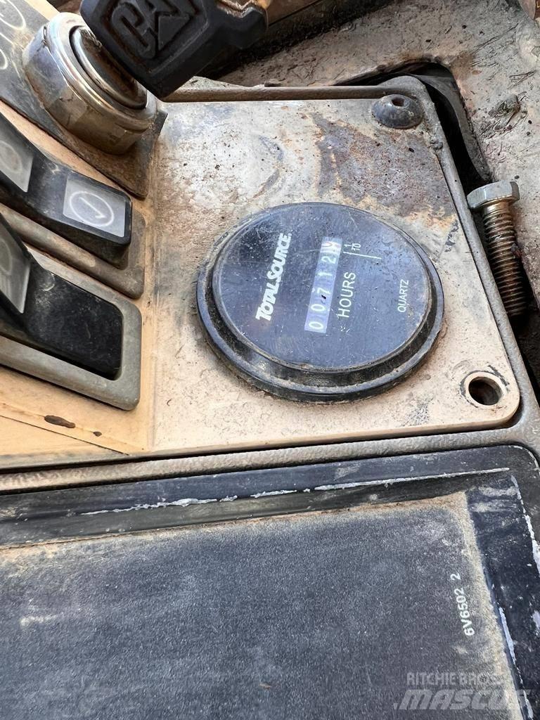 CAT 973 LGP Vikšriniai krautuvai