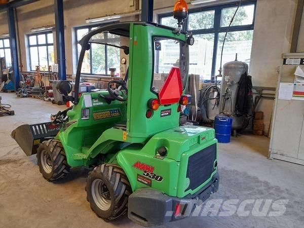 Avant 530 Naudoti ratiniai krautuvai