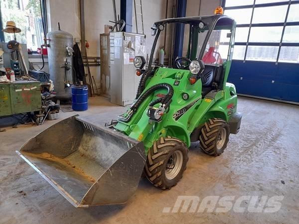 Avant 530 Naudoti ratiniai krautuvai