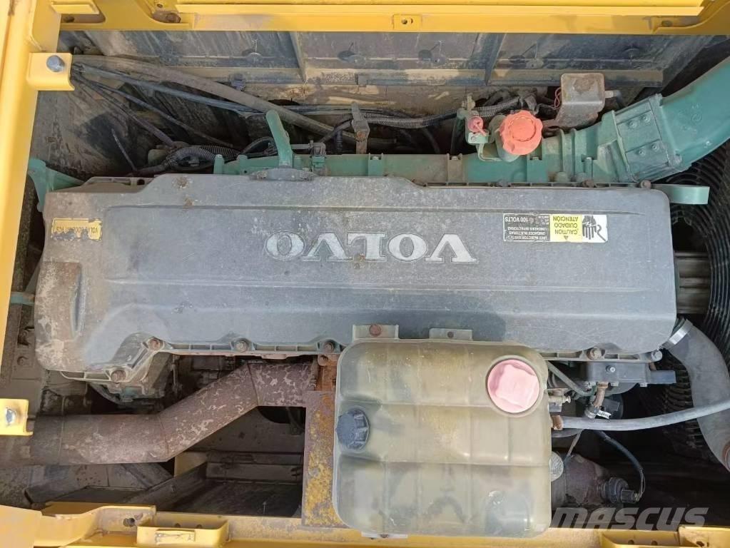 Volvo EC 480 Vikšriniai ekskavatoriai