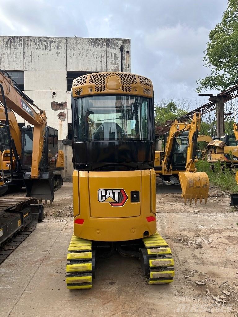 CAT 302 Mini ekskavatoriai < 7 t