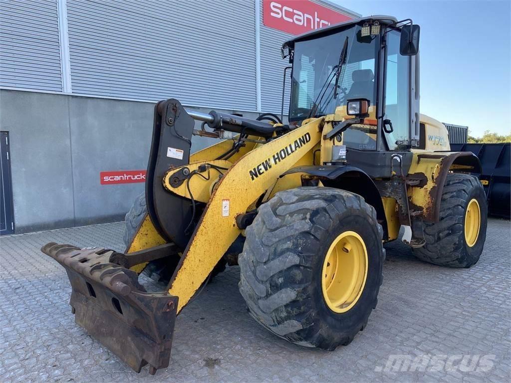 New Holland W170D Naudoti ratiniai krautuvai