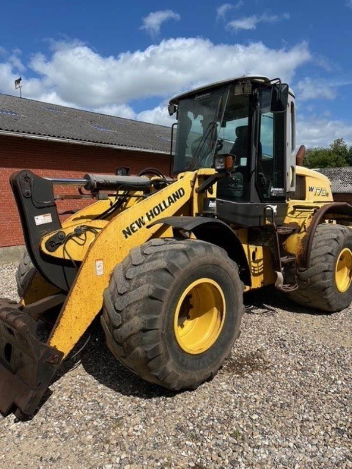 New Holland W170D Naudoti ratiniai krautuvai