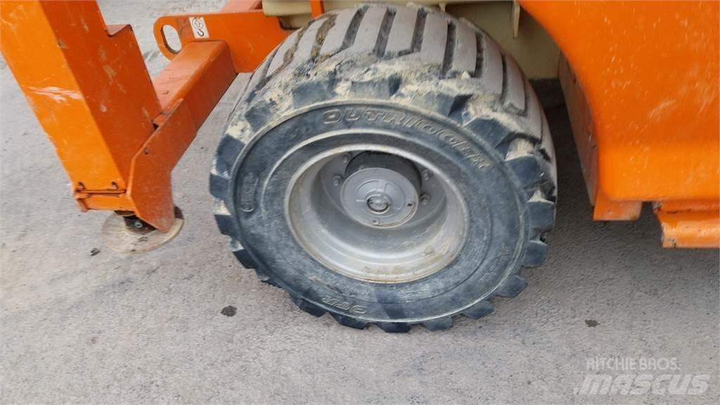 JLG 4394RT Žirkliniai keltuvai