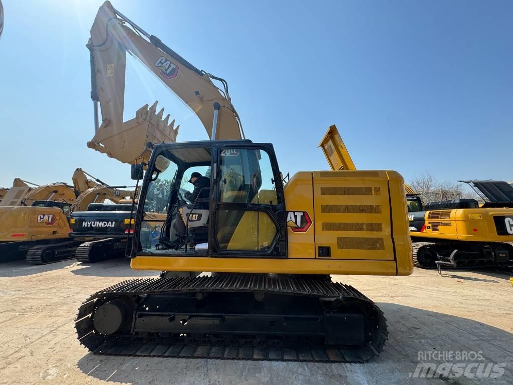 CAT 320 GC Vikšriniai ekskavatoriai
