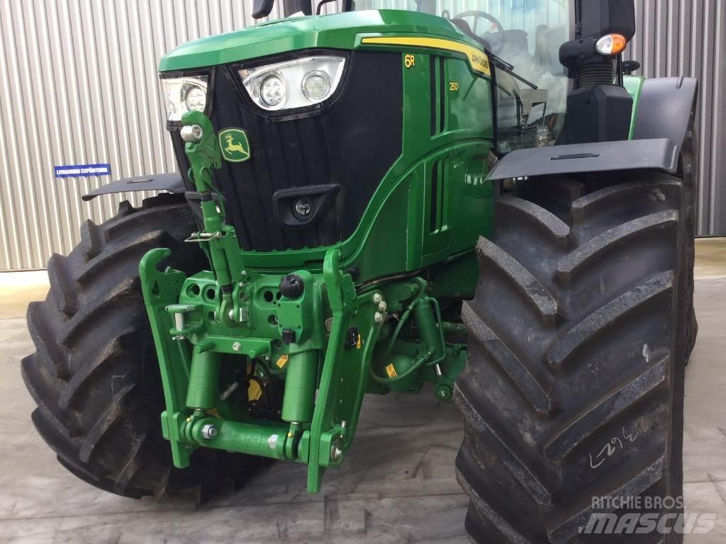 John Deere 6R250 Traktoriai