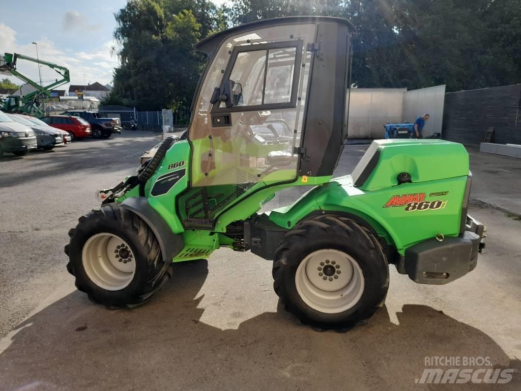 Avant 860i ROPS Krovimas/Kėlimas - Kita