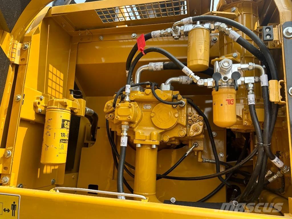 CAT 329D2 Vikšriniai ekskavatoriai