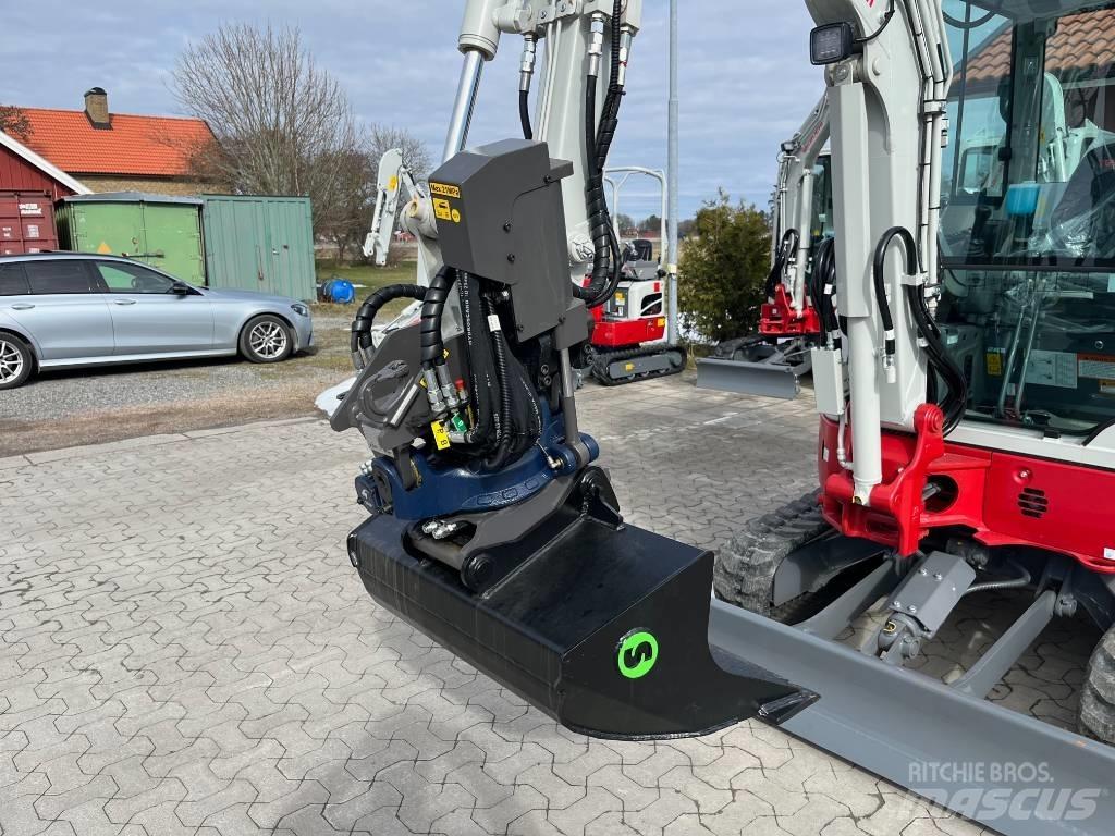 Takeuchi TB325R Mini ekskavatoriai < 7 t