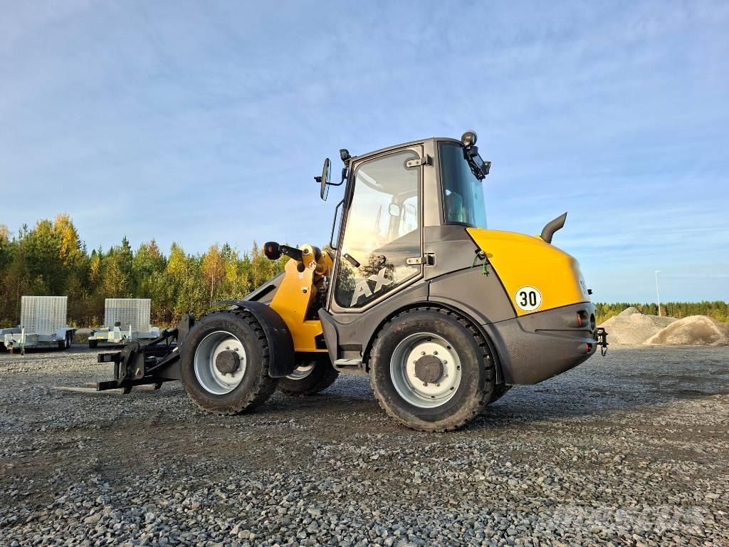 Mecalac AX850-HL Naudoti ratiniai krautuvai